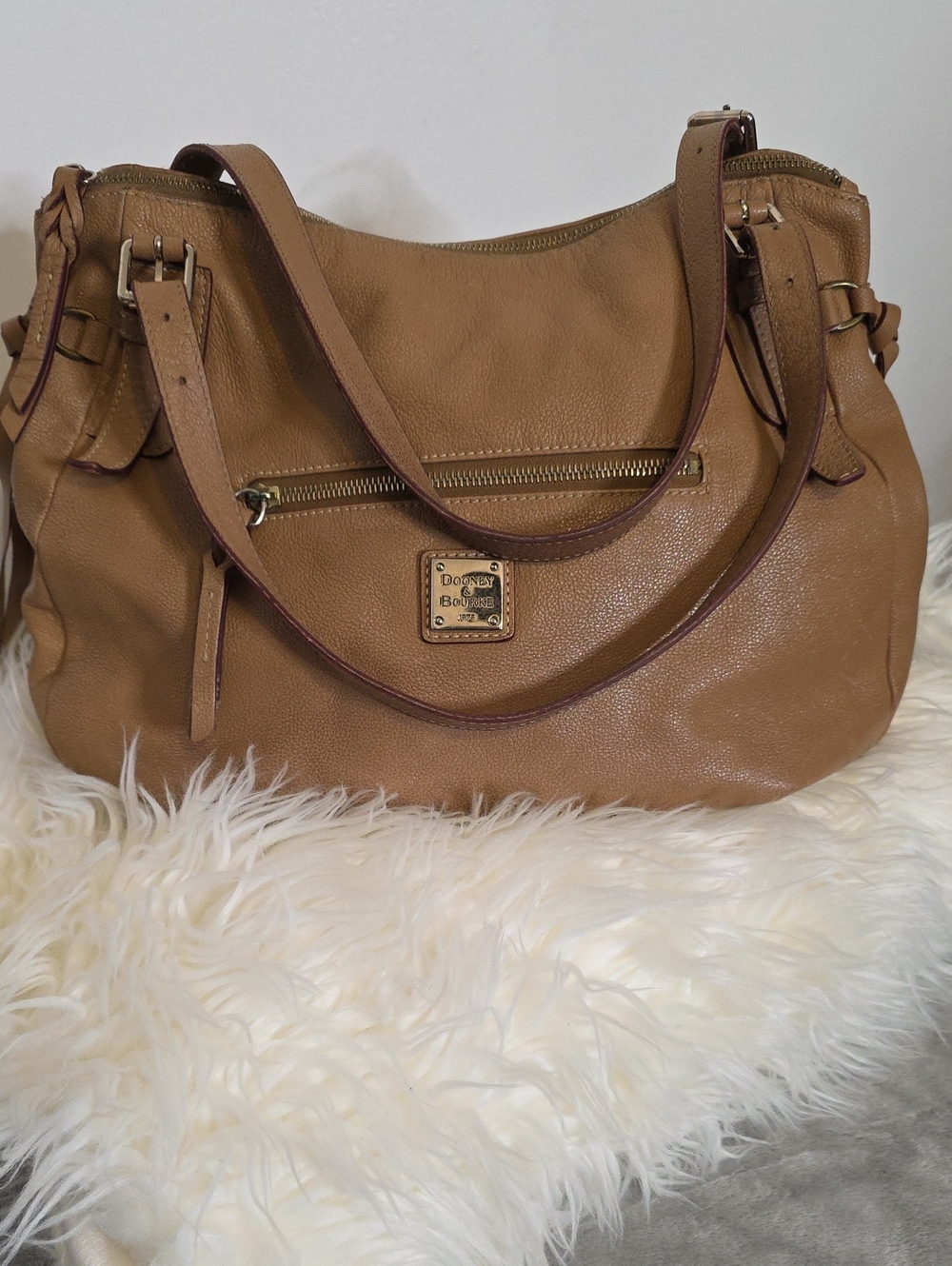 Dooney & Bourke Tan Pebbled Leather Shoulder Bag Hobo Slouchy Nina